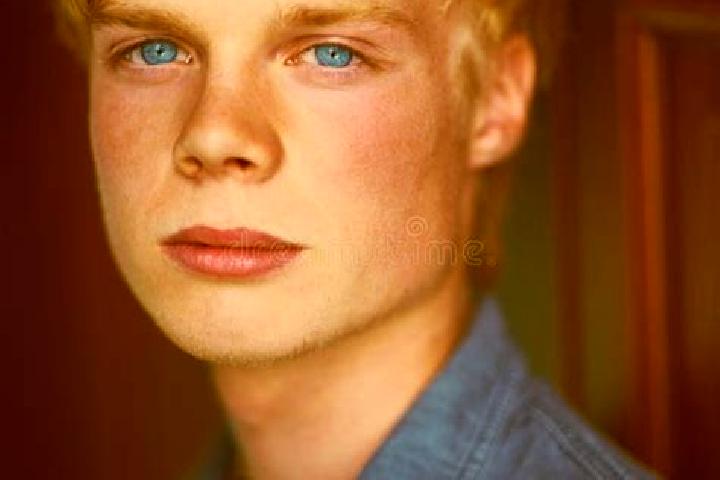 Madison, 35, a blonde blue-eyed caucasian companion based in Tinos. Offering Erotic Massage, OWO, Striptease, 69. Available for incall and outcall, day and e...
