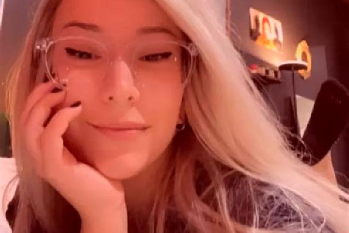 Madison, 35, a blonde dark-eyed caucasian companion based in Tando Jam. Offering Dinner Date, CIM, Deep French Kissing. Available for incall and outcall, ove...