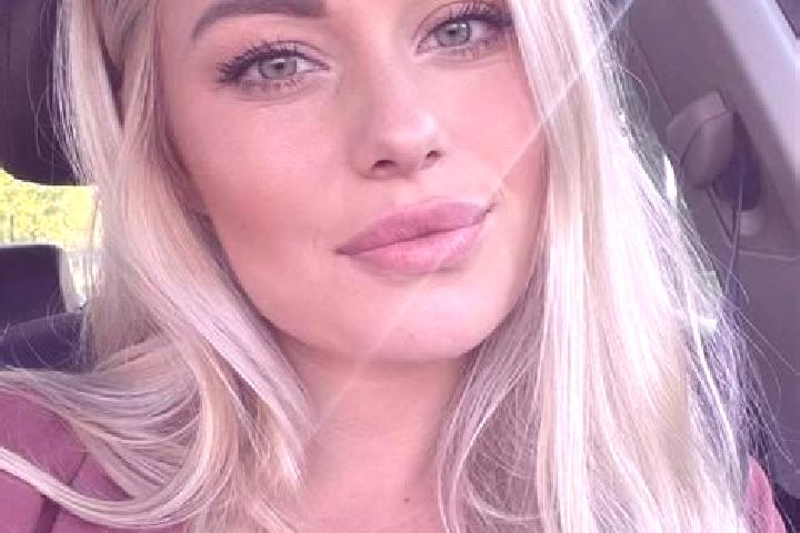 Madison, 35, a blonde green-eyed middle eastern companion based in Portalegre. Offering Girlfriend Experience, A-Level, Couples. Available for incall and out...