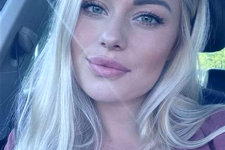 Madison, 35, a blonde hazel-eyed mediterranean companion based in Aperathos. Offering CIM, BDSM, Overnight. Available for incall and outcall, day and evening...