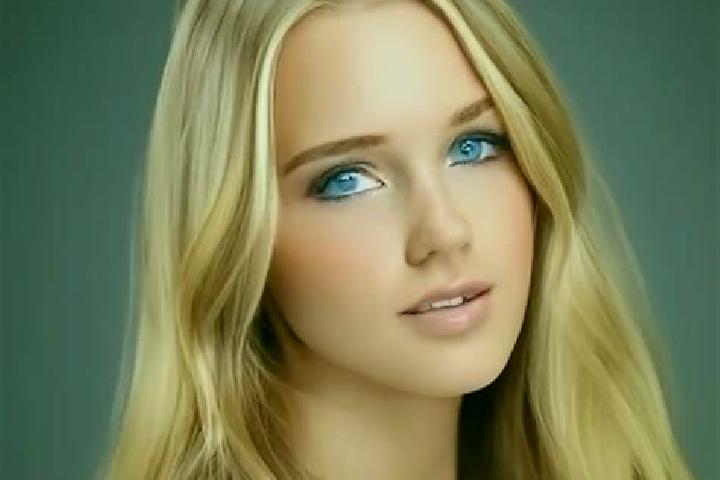 Madison, 35, a dark blonde grey-eyed slavic companion based in Veliki Prokop. Offering Roleplay, Fetish, CIM. Available for incall and outcall, day and eveni...