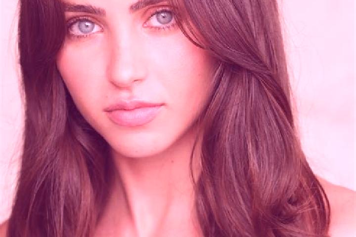 Madison, 35, a red brown-eyed mixed companion based in Halsou. Offering CIM, GFE, Duos. Available for incall and outcall, overnight bookings available.