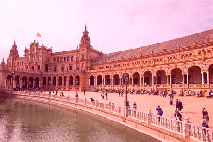 Madison, 35 — Escort in Campo de Caso, Spain