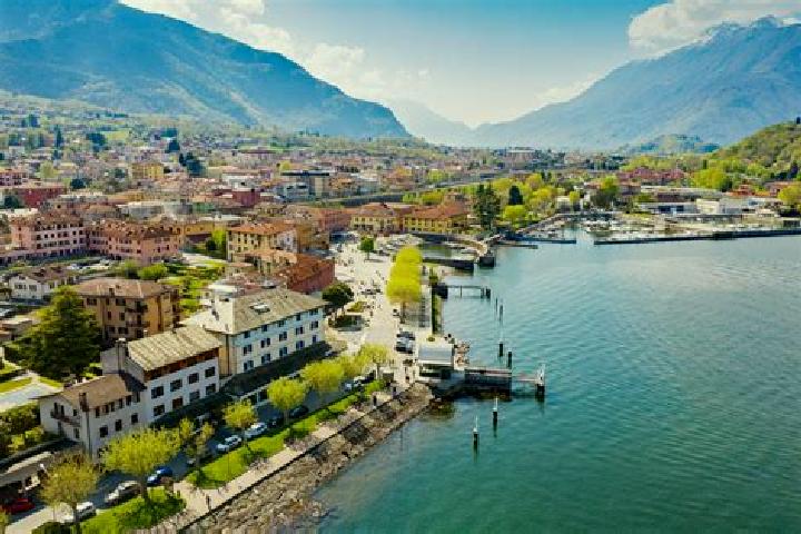 Madison, 35 — Escort in Colico Piano, Italy