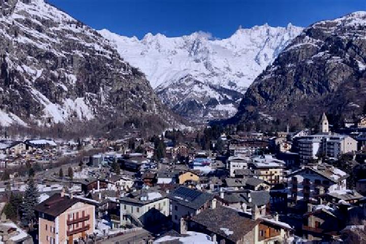 Madison, 35 — Escort in Courmayeur, Italy