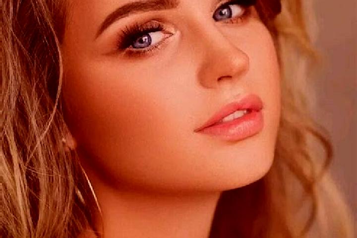 Madison, 36, a dark blonde blue-eyed middle eastern companion based in Cellatica. Offering BDSM, Duos, Party Girl, Domination. Available for incall and outca...