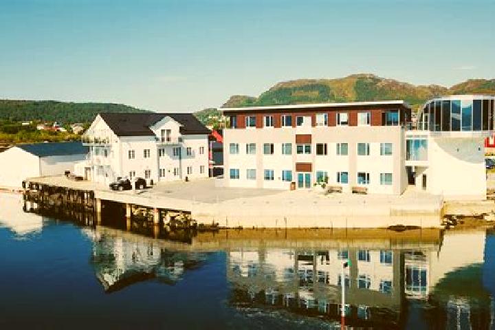 Madison, 36 — Escort in Fosnavag, Norway