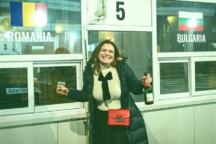 Madison, 36 — Escort in Stoisesti, Romania