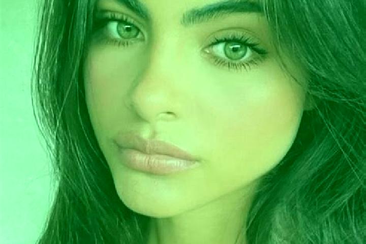 Madison, 37, a auburn dark-eyed indian companion based in Xiaoshan. Offering Dinner Date, Girlfriend Experience, Duos. Available for incall and outcall, day ...