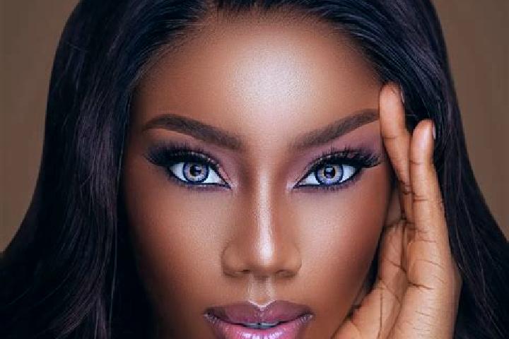 Madison, 37, a chestnut blue-eyed ebony companion based in Pengotaan. Offering Party Girl, GFE, Striptease. Available for incall and outcall, day and evening...
