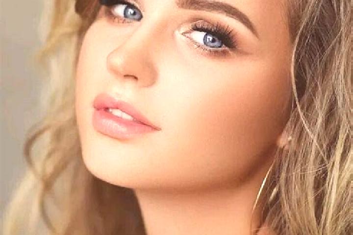 Madison, 37, a dark blonde blue-eyed asian companion based in Vapleu. Offering Duos, A-Level, Fetish, Roleplay, OWO. Available for incall and outcall, overni...