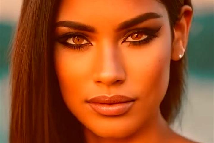 Madison, 37, a red amber-eyed latina companion based in Pujalt. Offering Tantra, Girlfriend Experience, Dinner Date, Overnight. Available for incall and outc...
