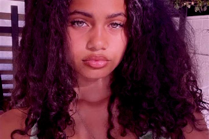 Madison, 37, a red green-eyed mixed companion based in Elmas. Offering GFE, 69, Fetish, Erotic Massage. Available for incall and outcall, overnight bookings ...