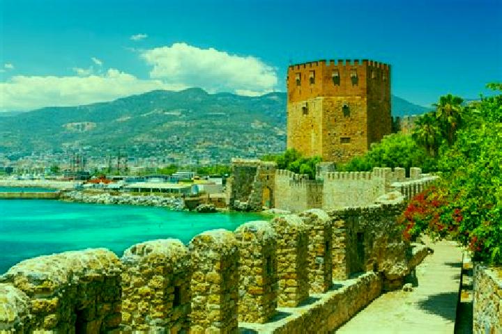 Madison, 37 — Escort in Oba, Turkey