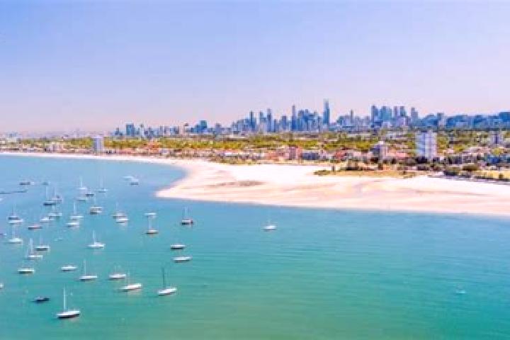 Madison, 38 — Escort in Frankston, Australia