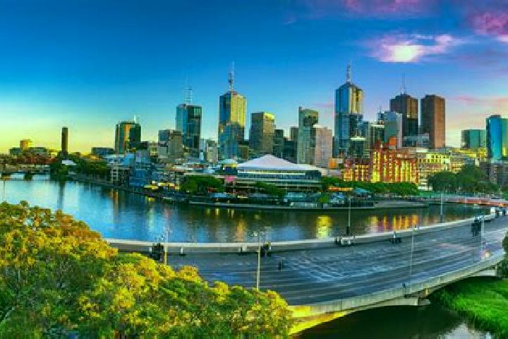 Madison, 38 — Escort in Melbourne, United Kingdom