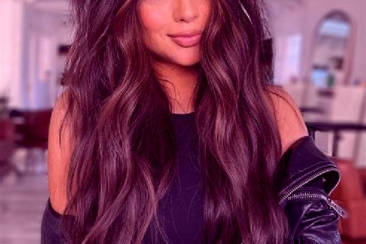 Madison, 39, a brunette dark-eyed caucasian companion based in Tiesso. Offering Girlfriend Experience, BDSM, Striptease, Tantra. Available for incall and out...