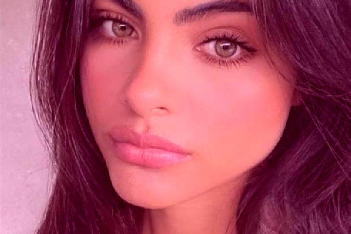 Madison, 39, a brunette green-eyed european companion based in Apastovo. Offering Girlfriend Experience, Roleplay. Available for incall and outcall, day and ...