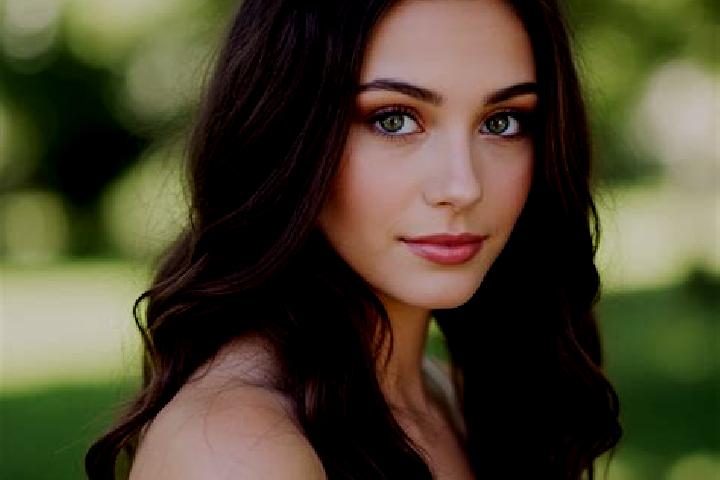Maya, 20, a brunette hazel-eyed latina companion based in Maraimalainagar. Offering Overnight, 69, BDSM. Available for incall and outcall, day and evening da...