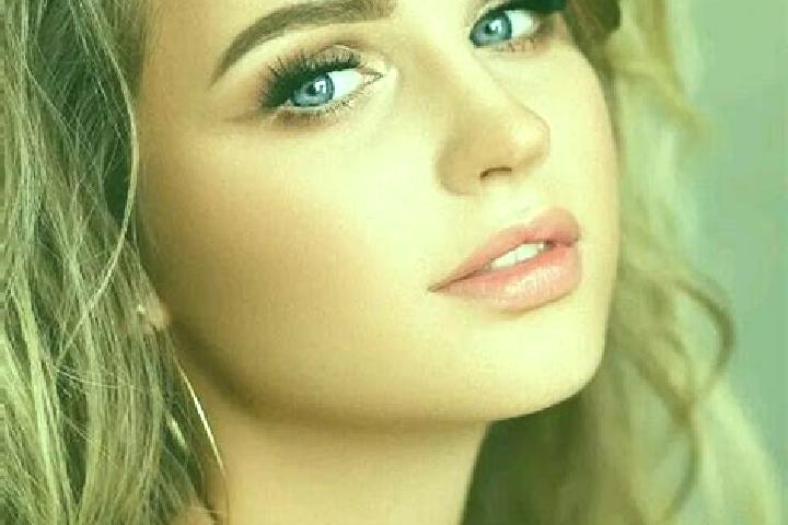 Maya, 20, a dark blonde blue-eyed slavic companion based in Heimschuh. Offering Tantra, Deep French Kissing, Overnight. Available for incall and outcall, ove...