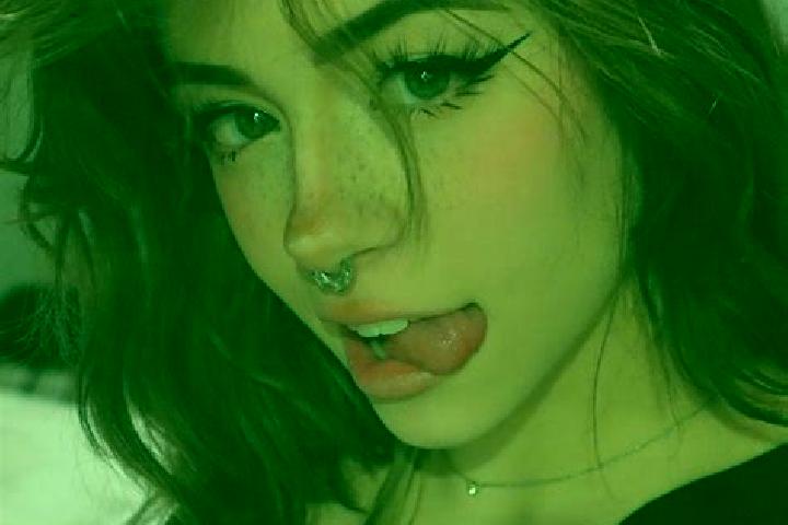 Maya, 20, a red green-eyed indian companion based in Useras. Offering OWO, A-Level, Deep French Kissing. Available for incall and outcall, overnight bookings...