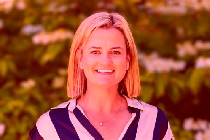 Maya, 20 — Escort in Crafers, Australia