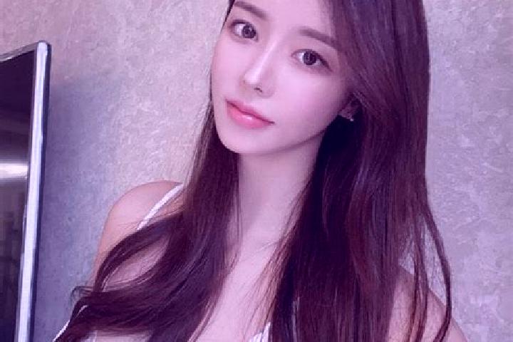 Maya, 20 — Escort in Dazhigu, China