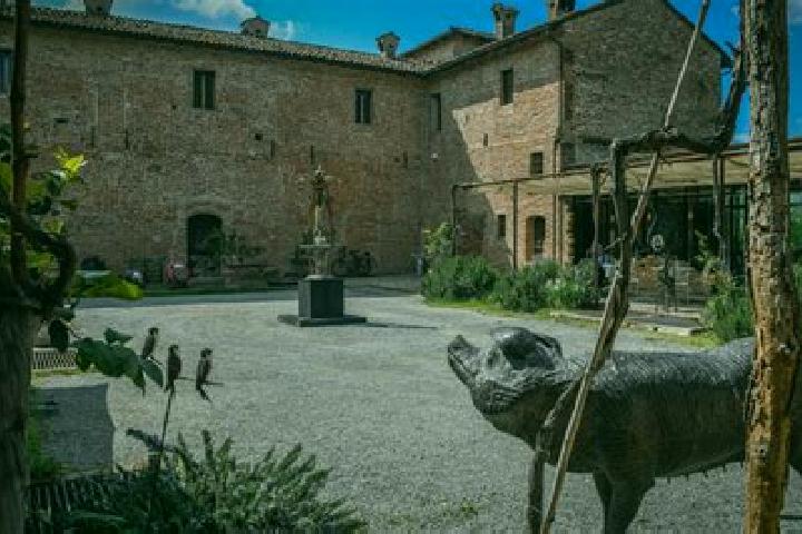 Maya, 20 — Escort in Trecasali, Italy