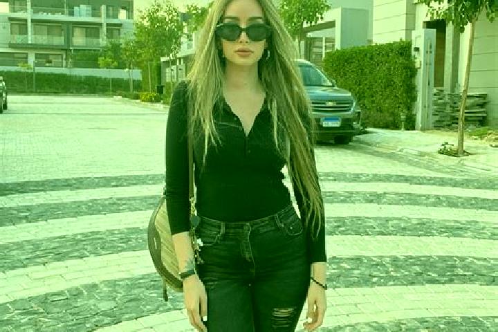 Maya, 20 — Escort in Zahed Shahr, Iran