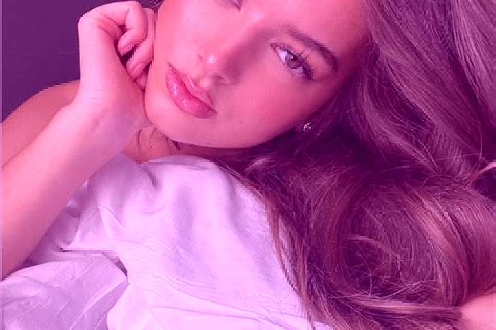 Maya, 21, a chestnut green-eyed latina companion based in Dongba. Offering Duos, Party Girl, A-Level, OWO. Available for incall and outcall, overnight bookin...