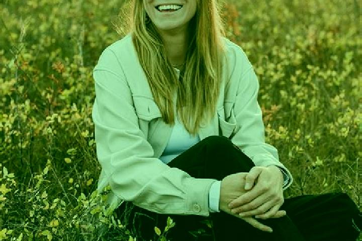 Maya, 21 — Escort in Battleford, Canada