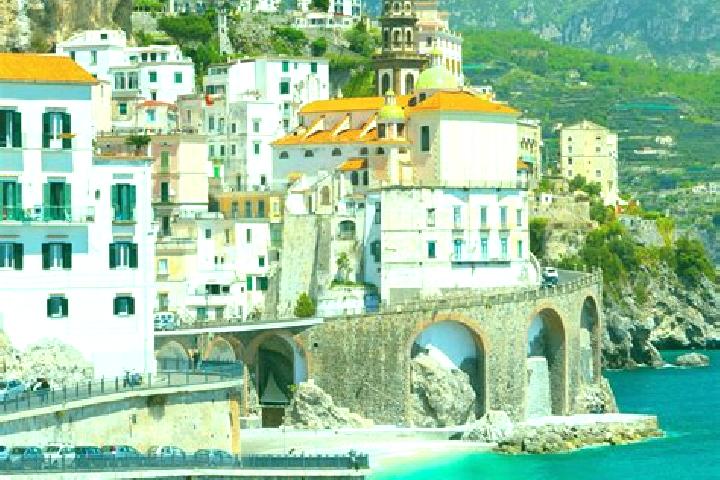 Maya, 21 — Escort in Bonito, Italy