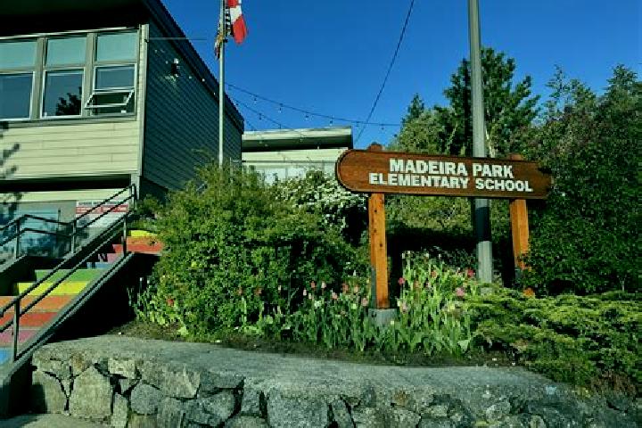 Maya, 21 — Escort in Madeira Park, Canada
