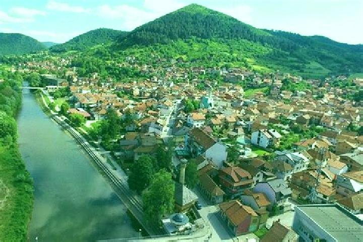 Maya, 21 — Escort in Visoko, Bosnia and Herzegovina