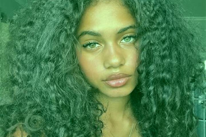 Maya, 22, a black dark-eyed ebony companion based in Athelstone. Offering A-Level, Dinner Date, Fetish. Available for incall and outcall, day and evening dates.