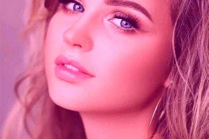 Maya, 22, a dark blonde blue-eyed asian companion based in Halytsynove. Offering Roleplay, Domination. Available for incall and outcall, overnight bookings a...