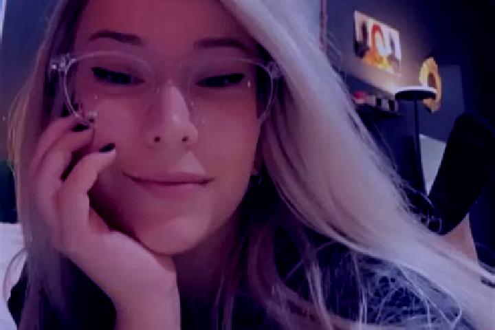 Maya, 22, a dark blonde grey-eyed middle eastern companion based in San Jose del Fragua. Offering Overnight, Roleplay, Duos. Available for incall and outcall...