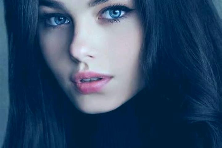 Maya, 22, a red grey-eyed slavic companion based in Wallis. Offering Prostate Massage, BDSM, 69, A-Level. Available for incall and outcall, day and evening d...