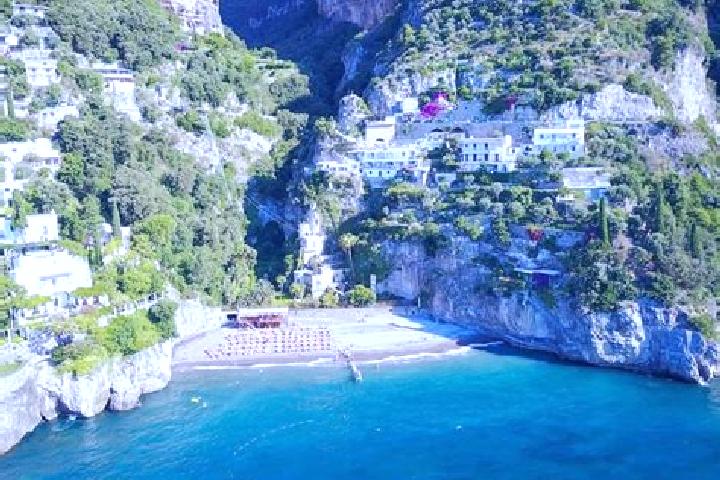 Maya, 22 — Escort in Arienzo, Italy