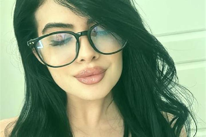 Maya, 22 — Escort in Kobiernice, Poland
