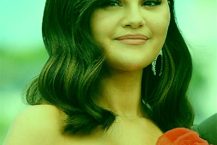 Maya, 22 — Escort in Komes, Indonesia