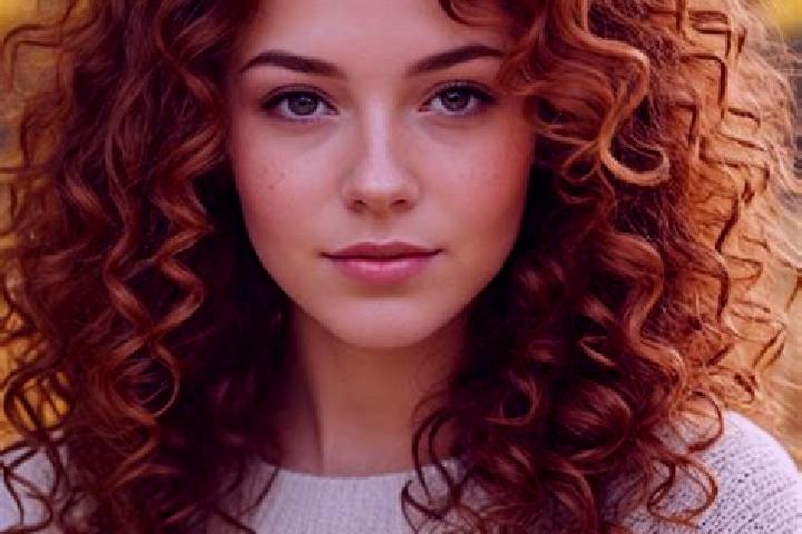 Maya, 23, a auburn brown-eyed slavic companion based in Checcapucara. Offering Striptease, Massage, Deep French Kissing, Roleplay. Available for incall and o...