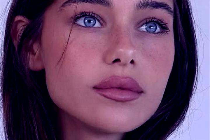Maya, 23, a brunette brown-eyed caucasian companion based in White Gum Valley. Offering Striptease, Prostate Massage, Party Girl, Girlfriend Experience, Tant...