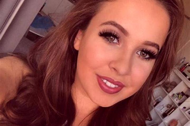 Maya, 23, a chestnut blue-eyed caribbean companion based in Delitz am Berge. Offering CIM, Duos, Striptease. Available for incall and outcall, day and evenin...