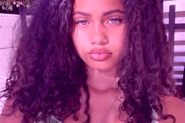 Maya, 23, a chestnut green-eyed mixed companion based in Junyang. Offering Tantra, Deep French Kissing, CIM. Available for incall and outcall, overnight book...