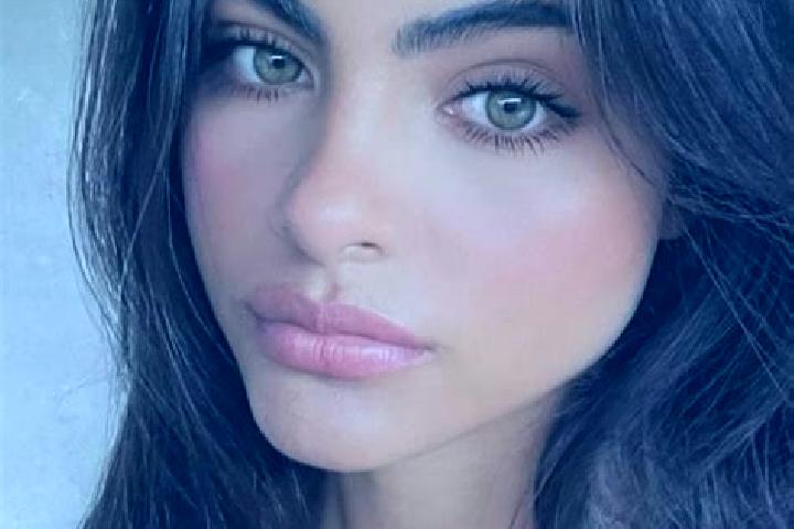 Maya, 23, a dark blonde green-eyed european companion based in Kampi Ya Moto. Offering BDSM, Dinner Date, OWO, A-Level. Available for incall and outcall, ove...