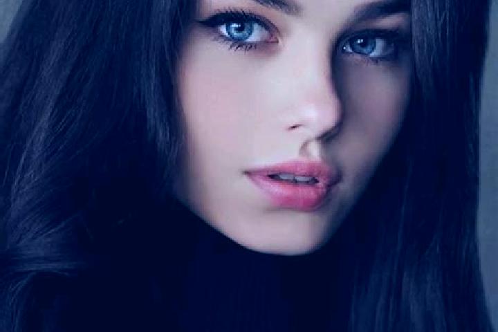 Maya, 23, a red blue-eyed slavic companion based in Argos. Offering Domination, A-Level, Dinner Date. Available for incall and outcall, day and evening dates.
