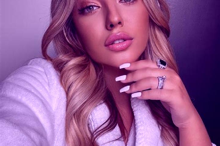 Maya, 23 — Escort in Arantina, Brazil