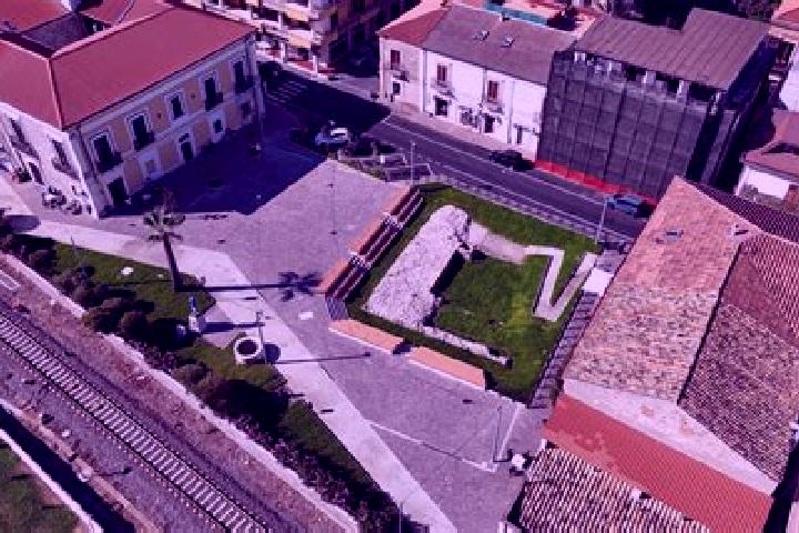 Maya, 23 — Escort in Bovalino Superiore, Italy