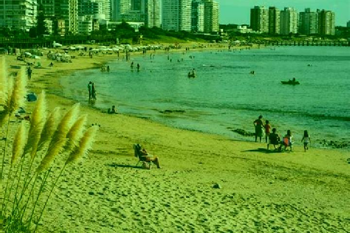 Maya, 23 — Escort in Punta del Este, Uruguay